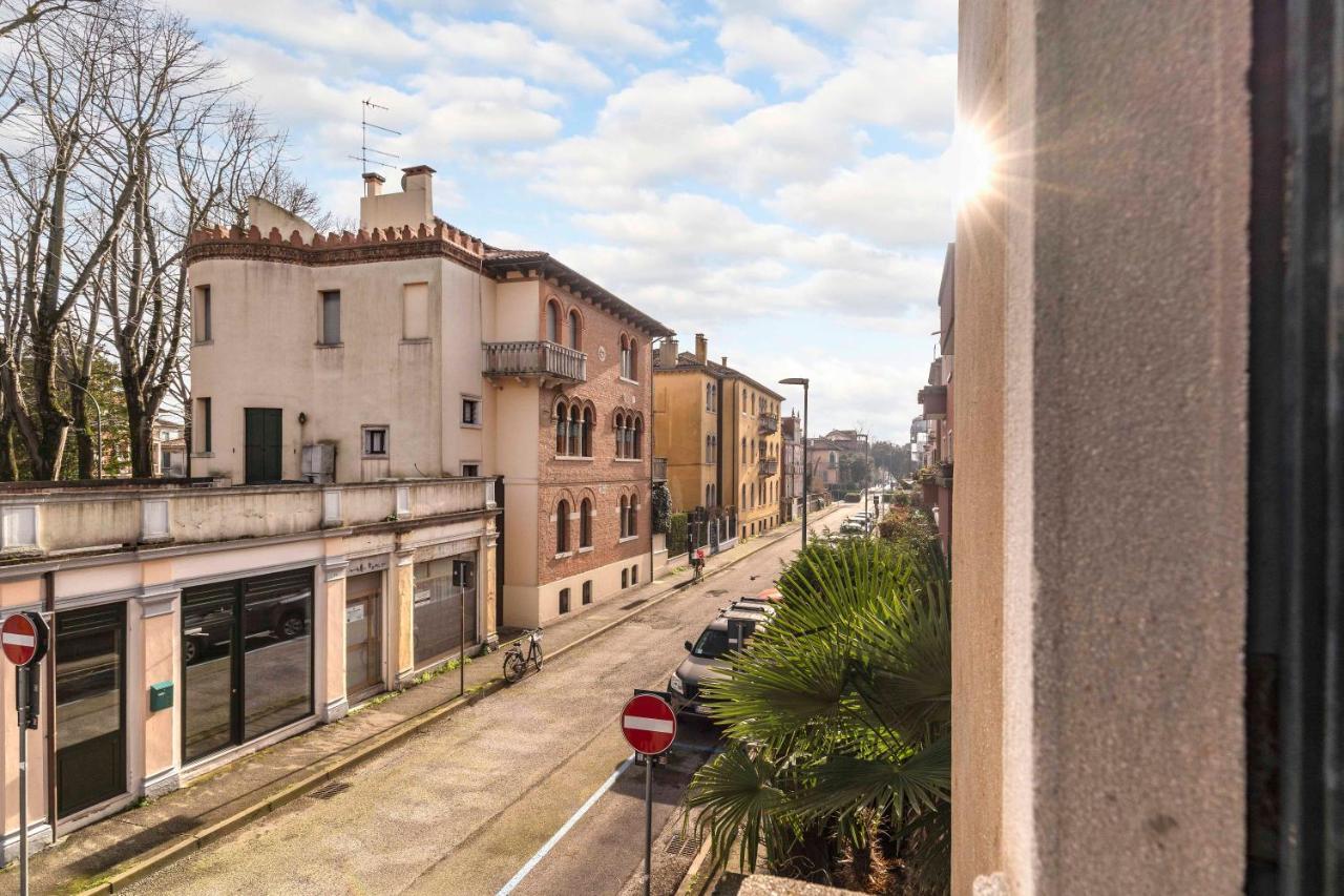 Bed And Breakfast Casa Delle Rose Lido Venezia Lido di Venezia Ngoại thất bức ảnh