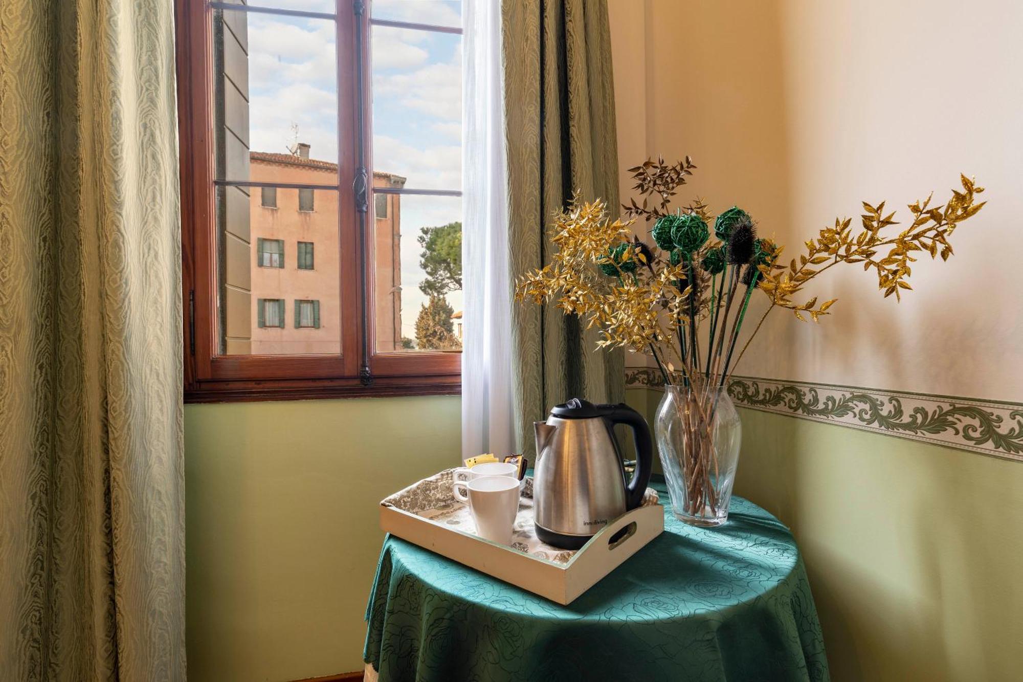 Bed And Breakfast Casa Delle Rose Lido Venezia Lido di Venezia Ngoại thất bức ảnh